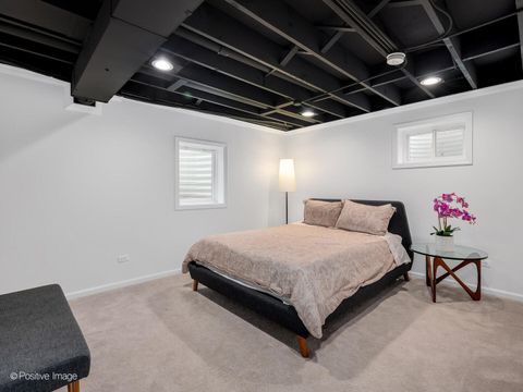 Tiny photo for 734 Forest Glen Lane, Oak Brook, IL 60523 (MLS # 12584548)