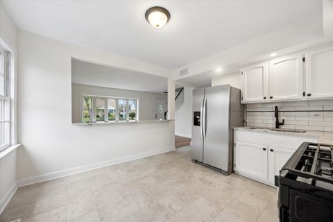 Tiny photo for 11600 S Kolmar Avenue, Alsip, IL 60803 (MLS # 12621633)