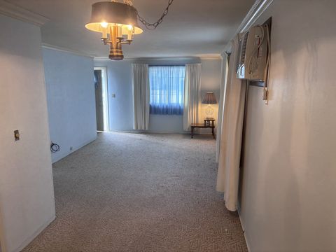 Tiny photo for 906 40th Street Court, Moline, IL 61265 (MLS # 12598938)