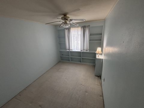 Tiny photo for 906 40th Street Court, Moline, IL 61265 (MLS # 12598938)