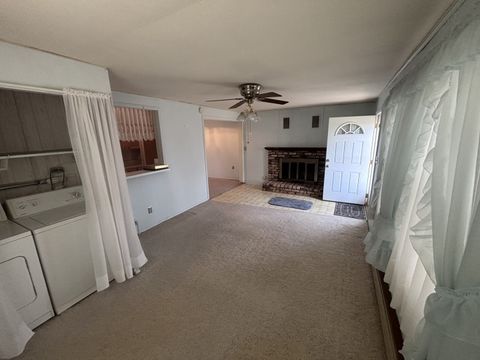 Tiny photo for 906 40th Street Court, Moline, IL 61265 (MLS # 12598938)