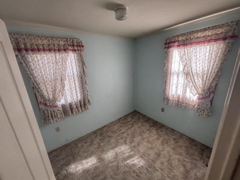 Tiny photo for 906 40th Street Court, Moline, IL 61265 (MLS # 12598938)