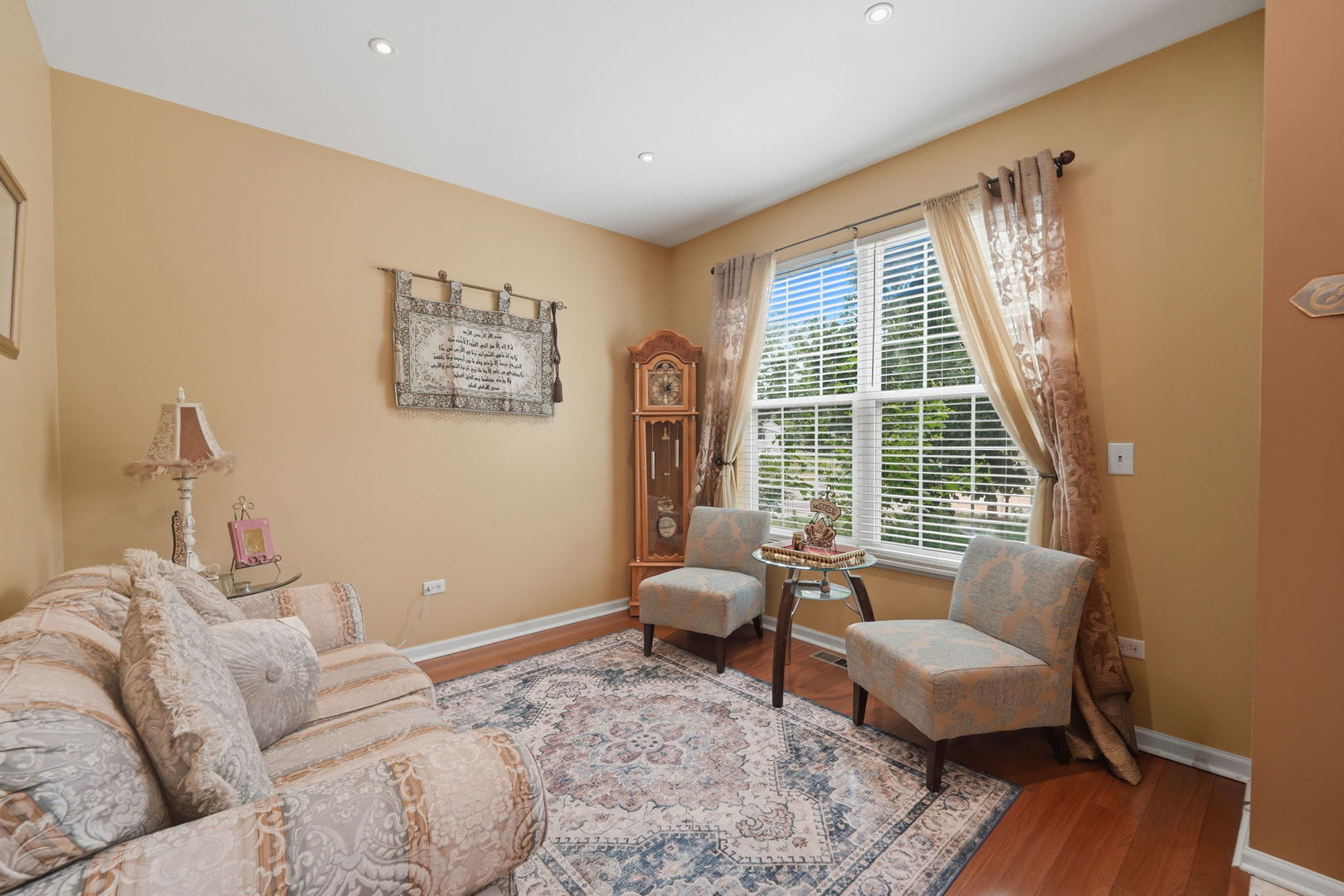 3 CLARIDGE Court