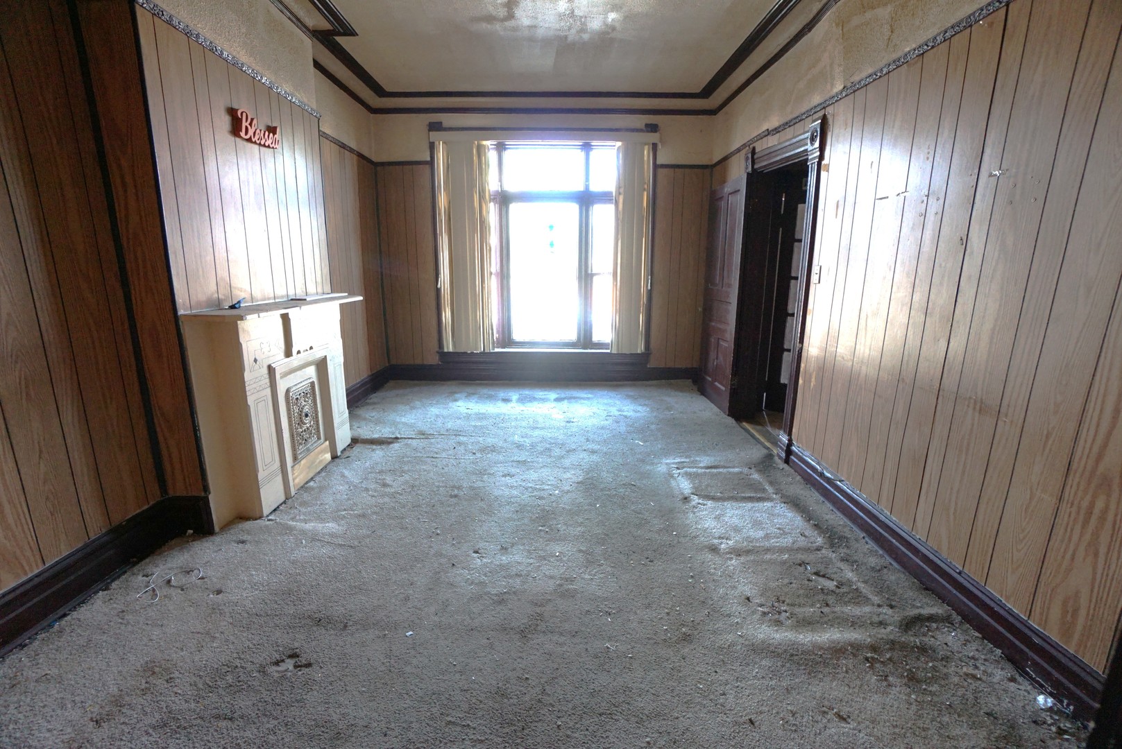 2751 W Maypole Avenue