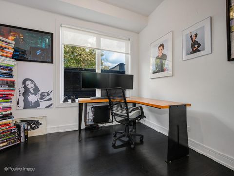 Tiny photo for 2922 N Sheffield Avenue #3, Chicago, IL 60657 (MLS # 12554645)