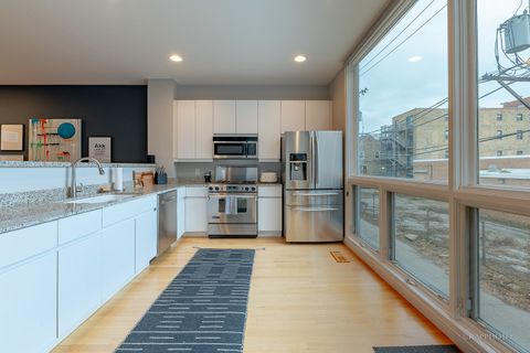 Tiny photo for 663 N Sangamon Street #3S, Chicago, IL 60642 (MLS # 12569693)