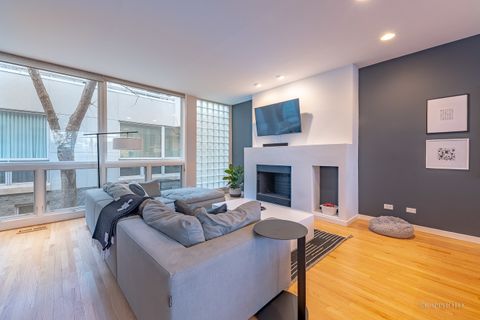 Tiny photo for 663 N Sangamon Street #3S, Chicago, IL 60642 (MLS # 12569693)
