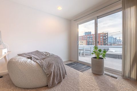 Tiny photo for 663 N Sangamon Street #3S, Chicago, IL 60642 (MLS # 12569693)