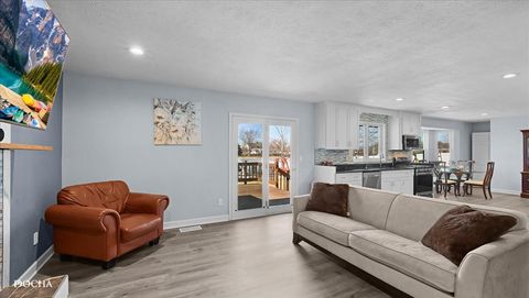 Tiny photo for 219 N Hickory Street, Cortland, IL 60112 (MLS # 12606159)