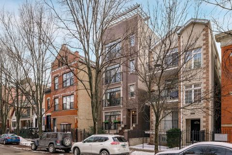 1523 W Thomas Street 1 Chicago IL 60642