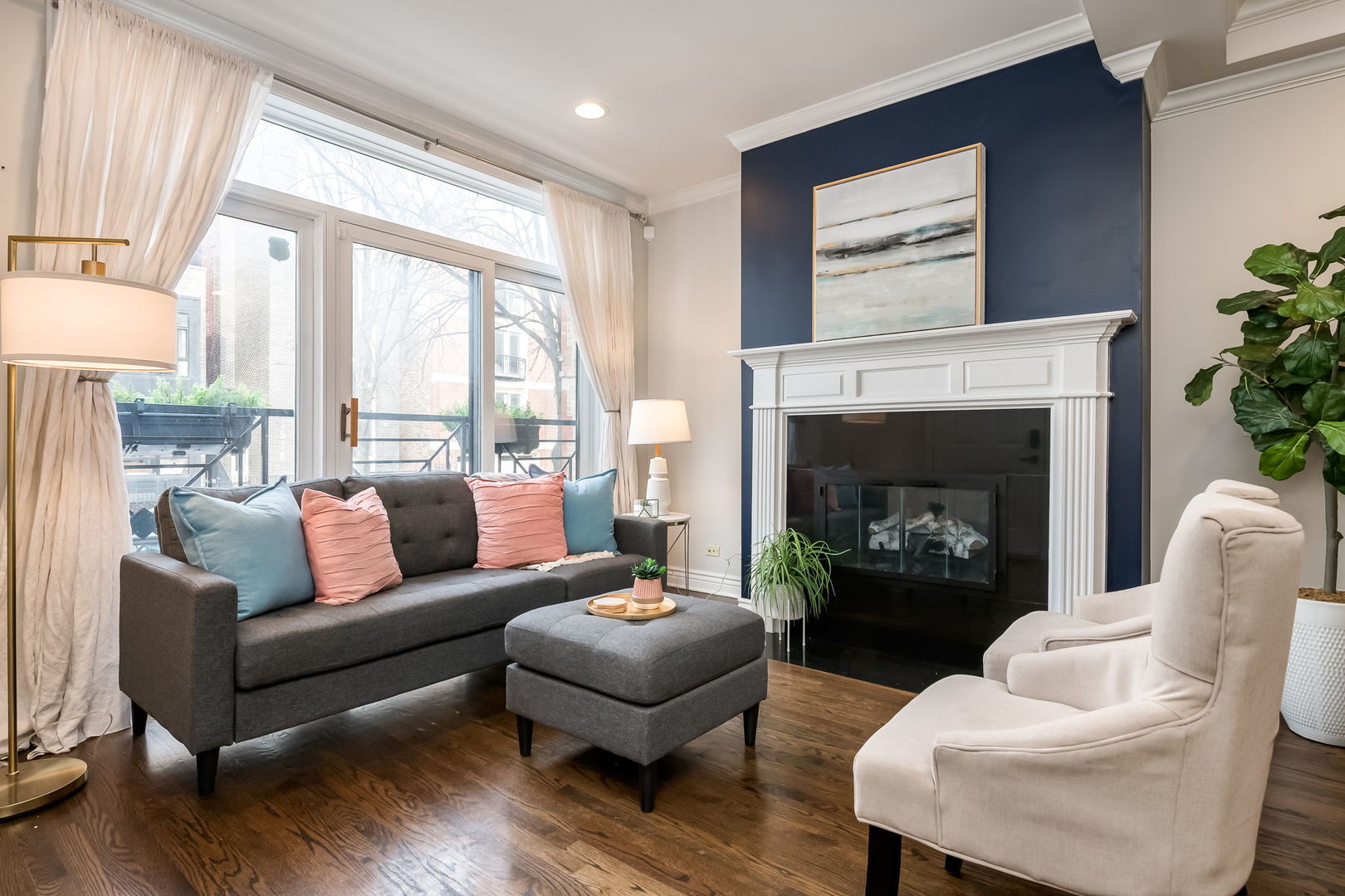 1523 W Thomas Street 1