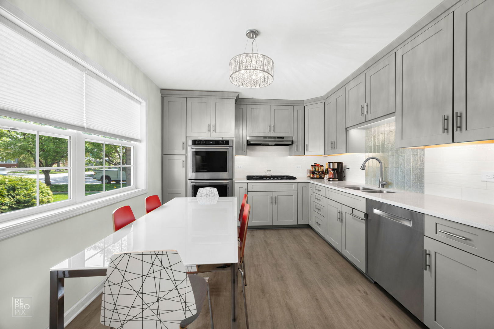 4704 W 99th Street