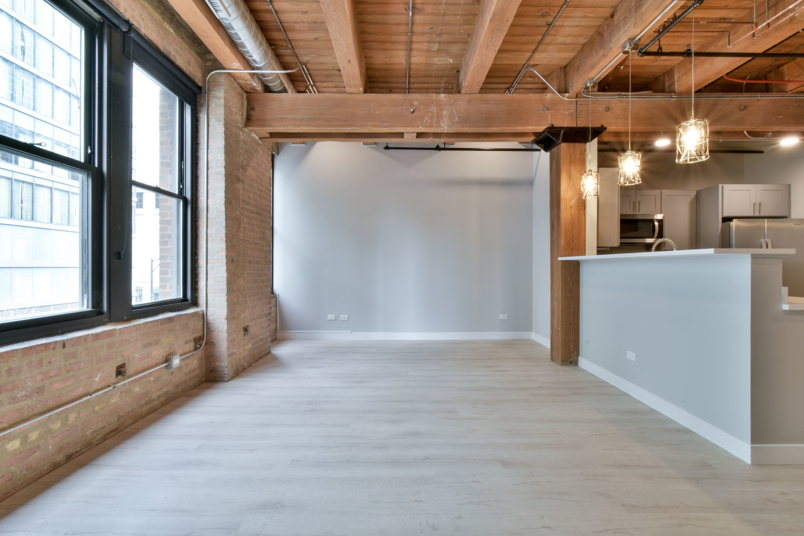 11 E Illinois Street 302