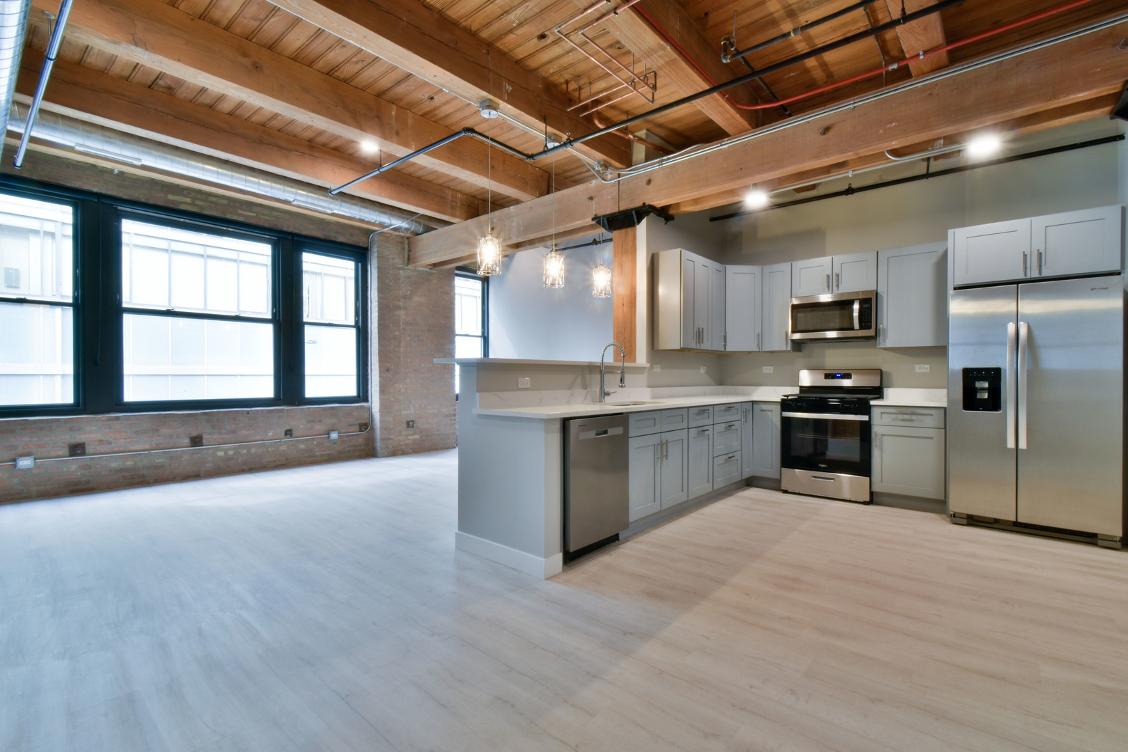 11 E Illinois Street 302