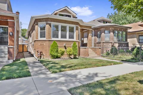 Tiny photo for 8526 S Euclid Avenue, Chicago, IL 60617 (MLS # 12715541)