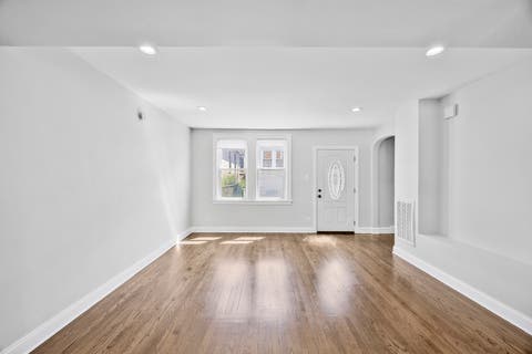 Tiny photo for 8526 S Euclid Avenue, Chicago, IL 60617 (MLS # 12715541)