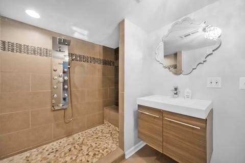 Tiny photo for 8526 S Euclid Avenue, Chicago, IL 60617 (MLS # 12715541)
