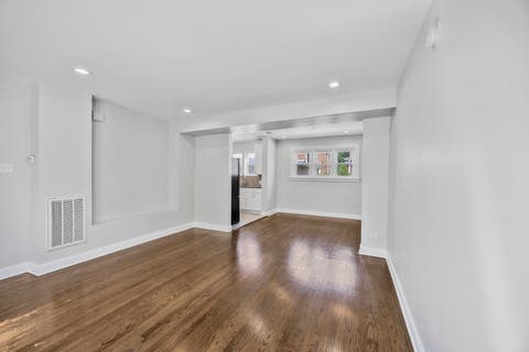 Tiny photo for 8526 S Euclid Avenue, Chicago, IL 60617 (MLS # 12715541)