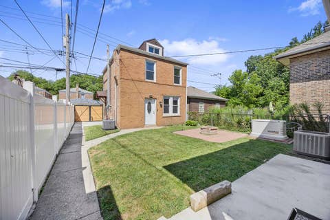 Tiny photo for 8526 S Euclid Avenue, Chicago, IL 60617 (MLS # 12715541)