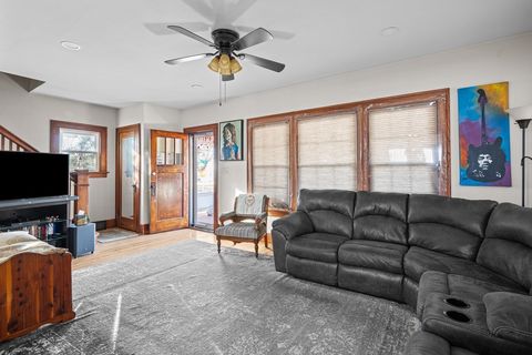 Tiny photo for 4202 10th Avenue, Moline, IL 61265 (MLS # 12584164)