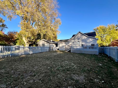 Tiny photo for 352 S Vermillion Street, Paxton, IL 60957 (MLS # 12505439)