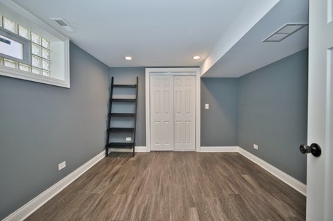 Tiny photo for 5841 S Newcastle Avenue, Chicago, IL 60638 (MLS # 12684046)