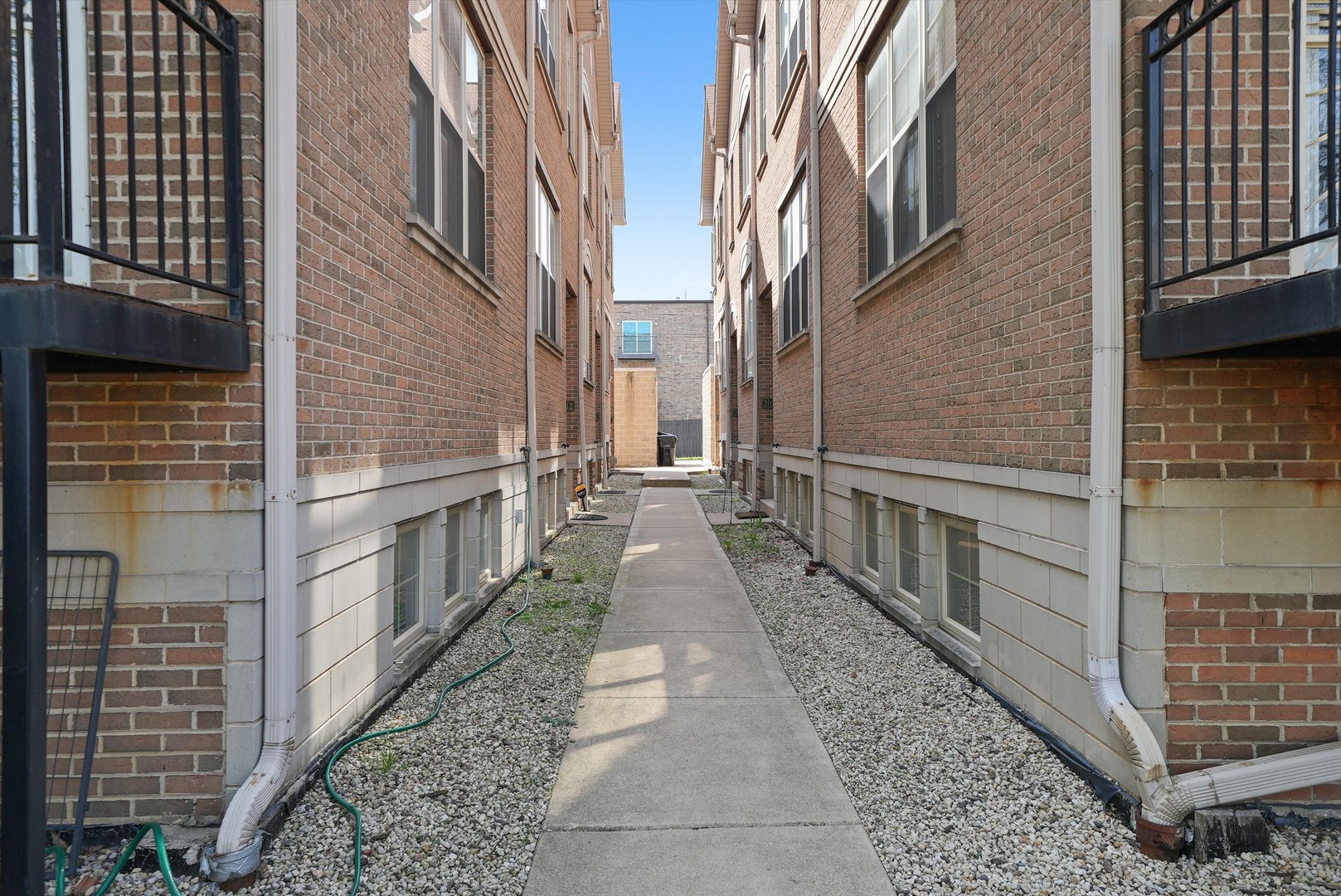 2014 N Nagle Avenue