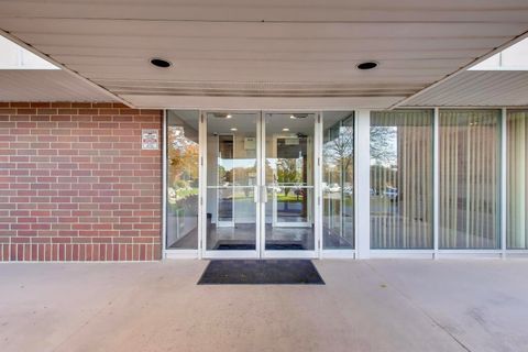 Tiny photo for 4000 Triumvera Drive #201A, Glenview, IL 60025 (MLS # 12544073)