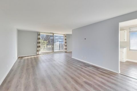 Tiny photo for 4000 Triumvera Drive #201A, Glenview, IL 60025 (MLS # 12544073)