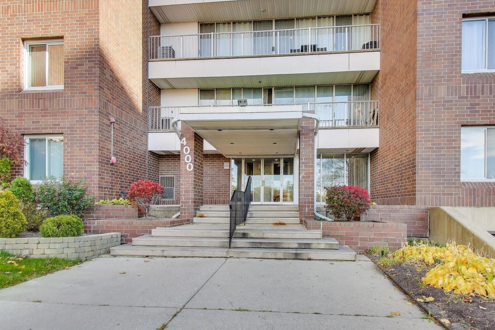 4000 Triumvera Drive 201A