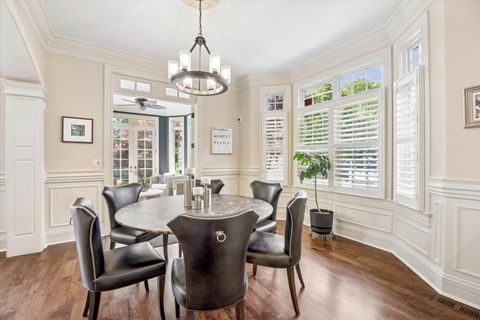Tiny photo for 561 Walker Road, Hinsdale, IL 60521 (MLS # 12650121)