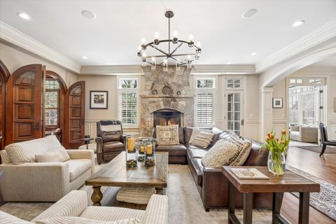 Tiny photo for 561 Walker Road, Hinsdale, IL 60521 (MLS # 12650121)