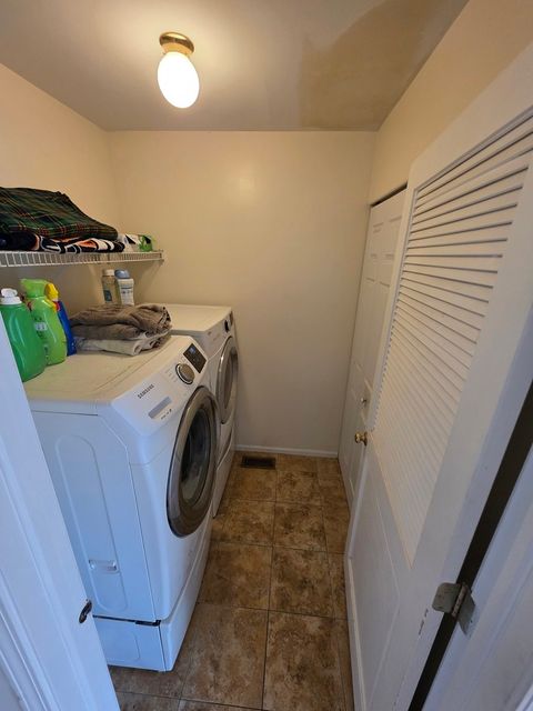 Tiny photo for 7943 Dada Drive, Gurnee, IL 60031 (MLS # 12465057)