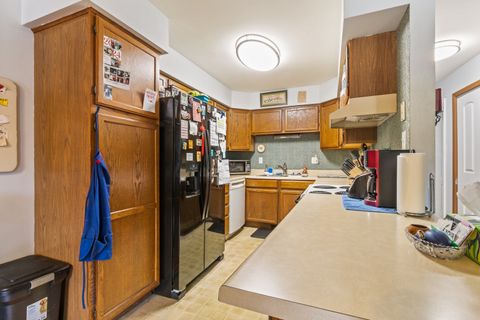Tiny photo for 216 Pardridge Place #216, DeKalb, IL 60115 (MLS # 12436547)