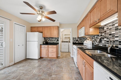 Tiny photo for 225 Winding Oak Lane #225, Buffalo Grove, IL 60089 (MLS # 12793341)
