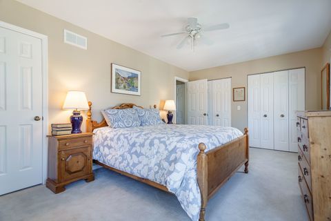 Tiny photo for 8 The Court of Charlwood, Northbrook, IL 60062 (MLS # 12457771)