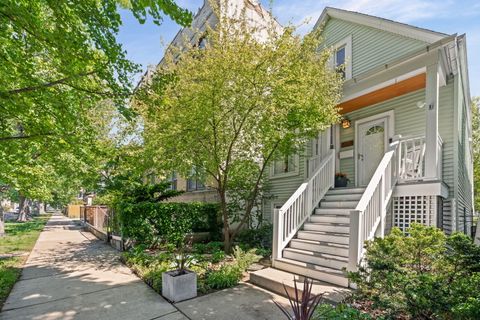 Photo of 3335 W Berteau Avenue, Chicago, IL 60618 (MLS # 12650505)