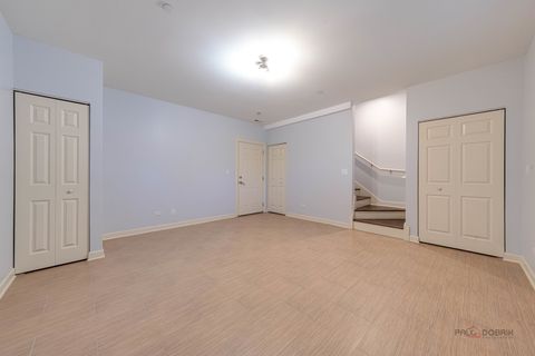 Tiny photo for 62 LEGACY Lane, Wheeling, IL 60090 (MLS # 12459325)