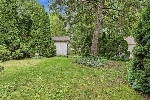 Tiny photo for 104 Fairview Avenue, Bloomington, IL 61701 (MLS # 12691875)