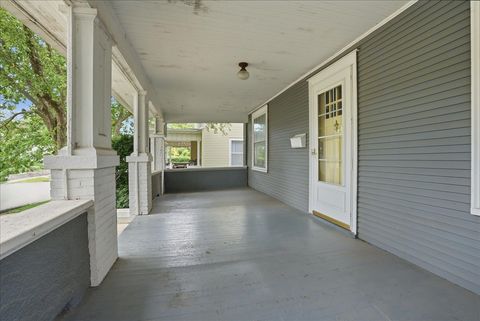 Tiny photo for 104 Fairview Avenue, Bloomington, IL 61701 (MLS # 12691875)