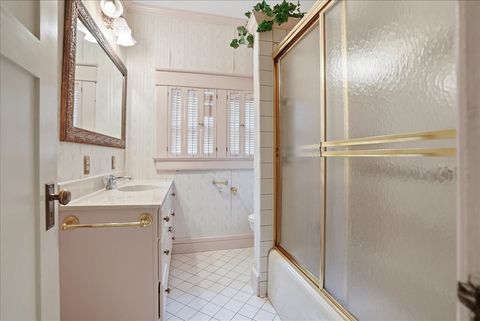 Tiny photo for 104 Fairview Avenue, Bloomington, IL 61701 (MLS # 12691875)
