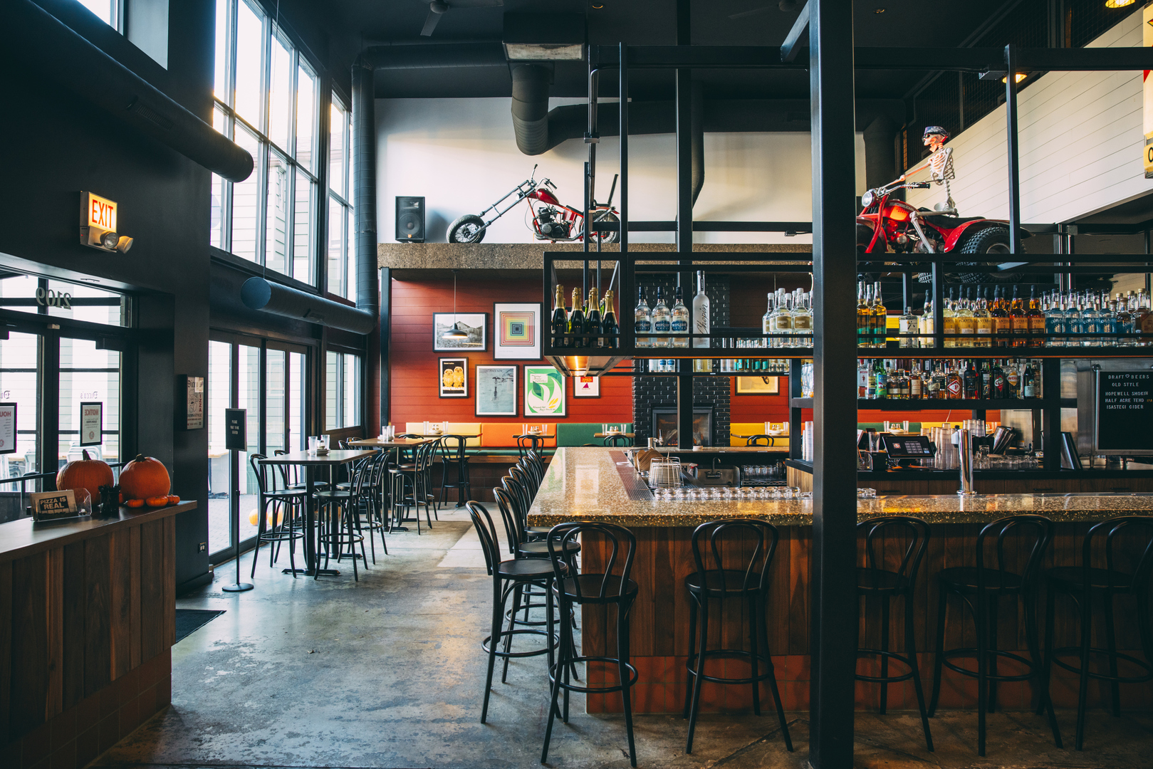 2109 W Chicago Avenue