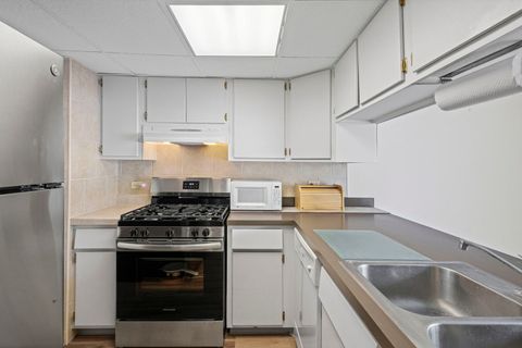 Tiny photo for 2 Cour Masson, Palos Hills, IL 60465 (MLS # 12555220)