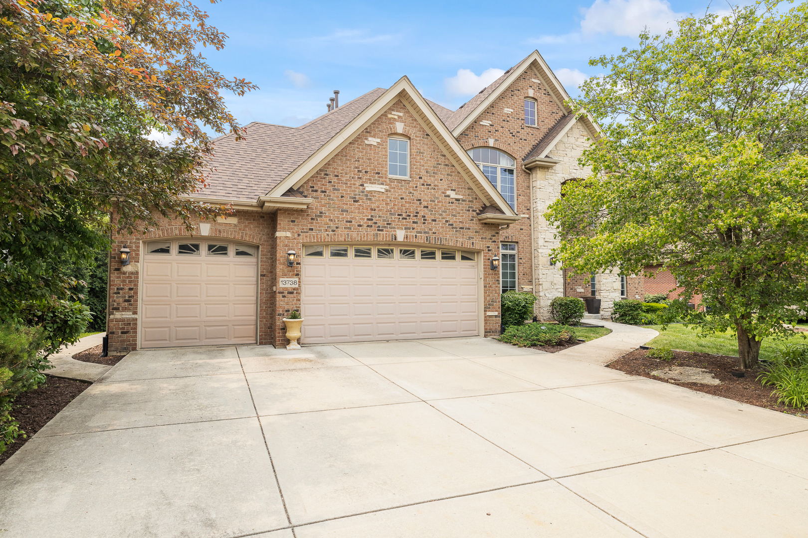 13738 Legend Trail Lane