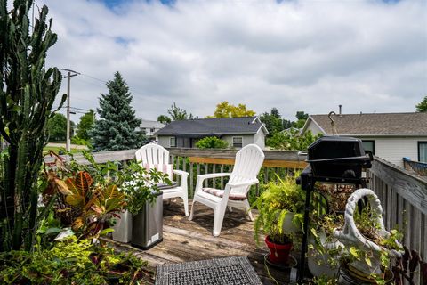 Tiny photo for 67 Oak Park Road, Bloomington, IL 61701 (MLS # 12386175)