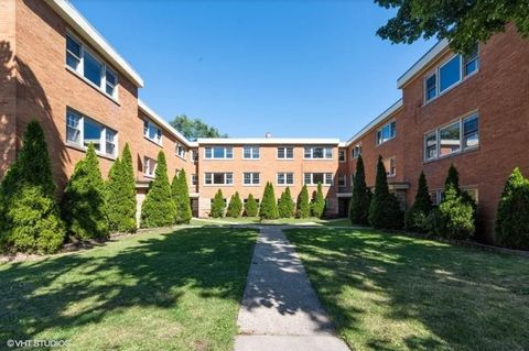 6515 N Seeley Avenue 2W Chicago IL 60645