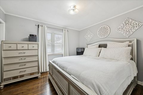 Tiny photo for 5239 N VIRGINIA Avenue, Chicago, IL 60625 (MLS # 12523391)