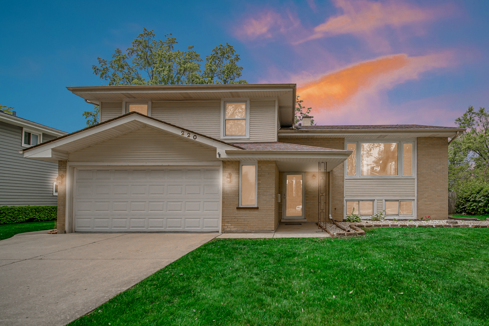 220 N Yates Lane