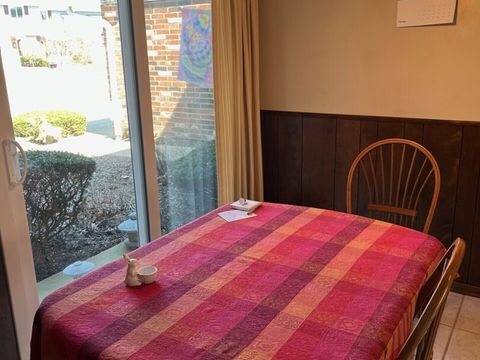 Tiny photo for 1690 Darwin Court, Wheaton, IL 60189 (MLS # 12604106)