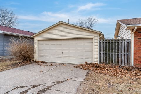 Tiny photo for 4905 50th Street, Moline, IL 61265 (MLS # 12569507)